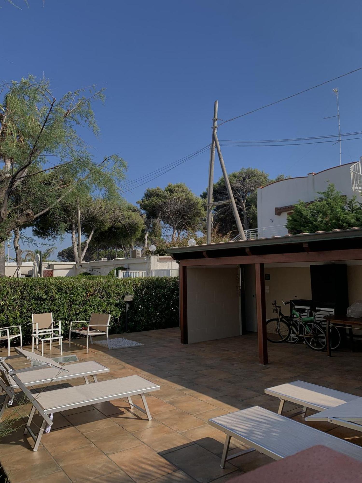 Casa Del Riccio Fronte Mare Villa Mola di Bari Exteriör bild
